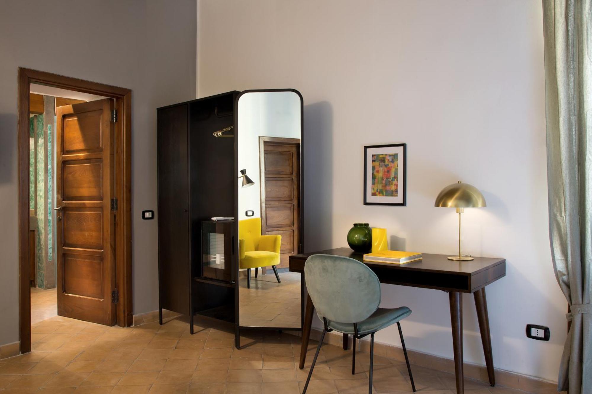 La Nova Bed And Museum Bed & Breakfast Naples Exterior photo
