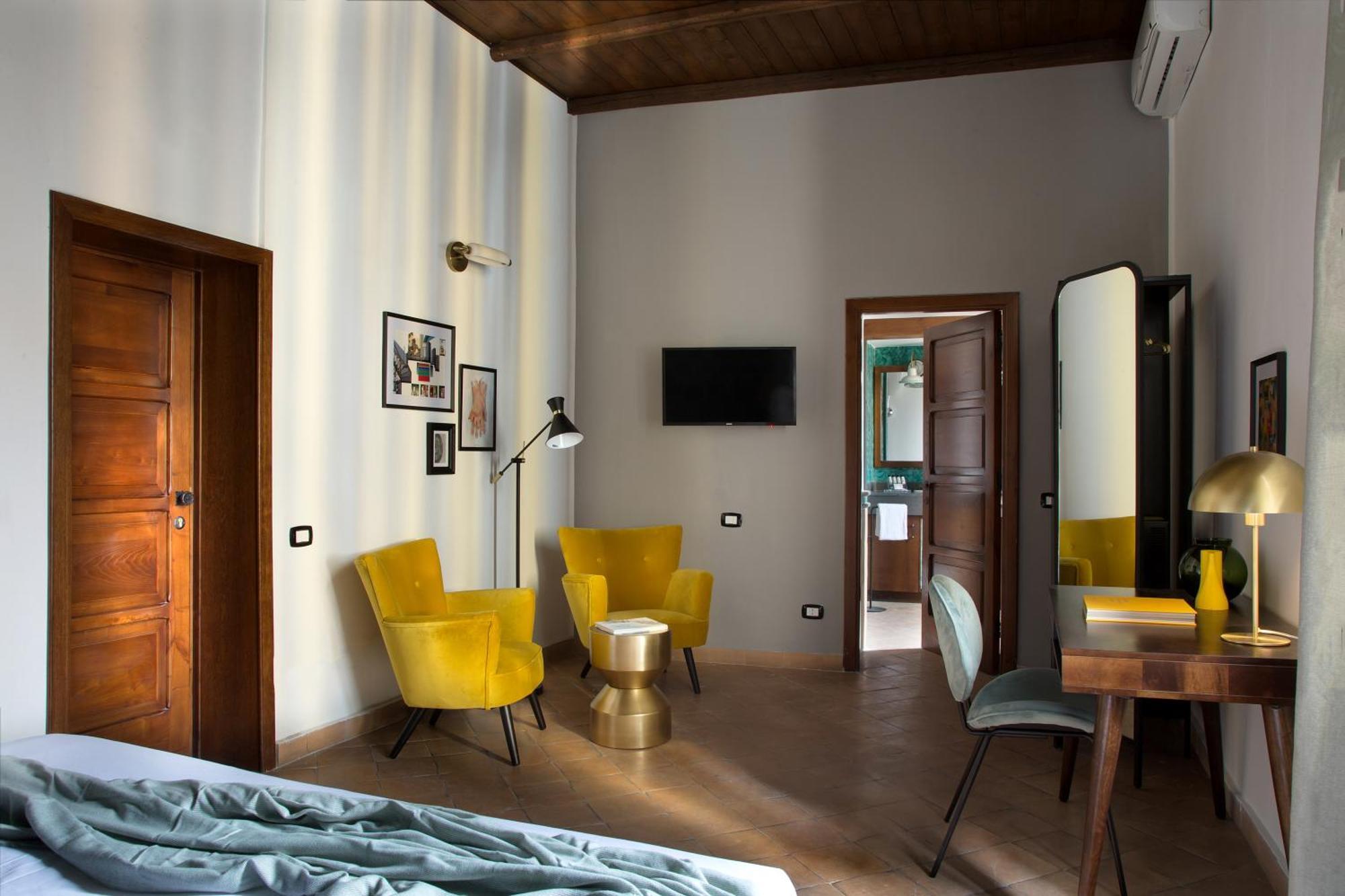 La Nova Bed And Museum Bed & Breakfast Naples Exterior photo